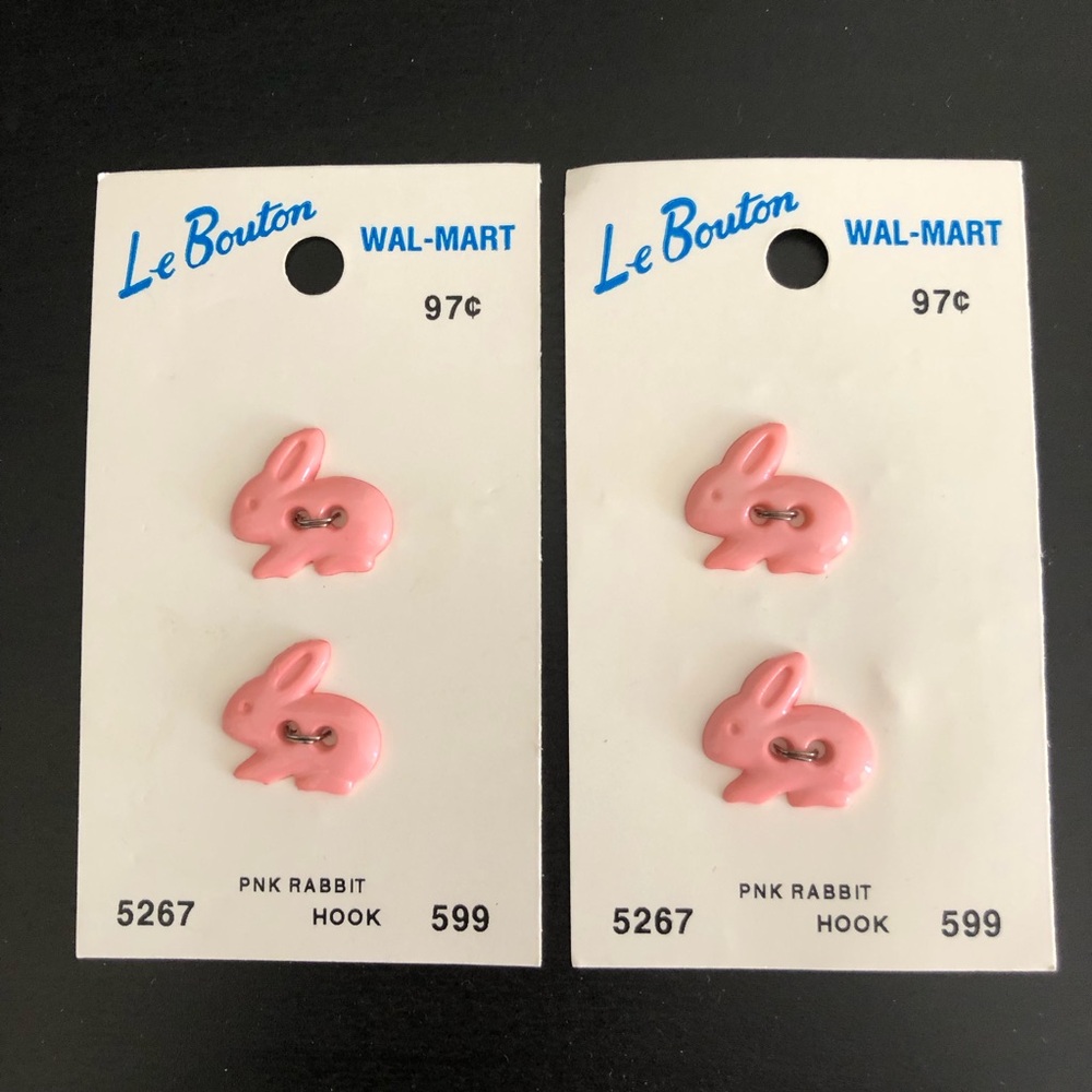 Le Bouton Buttons 3/4” 19mm Pink Rabbit Hook Buttons 5267 New